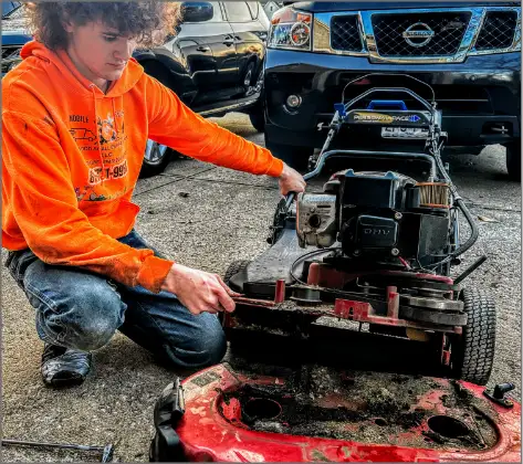 Small Engine Repair Orlando Shop